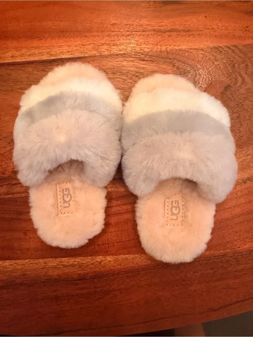 UGG Kids Fluff Slide Slippers - Cream and Light Gray
